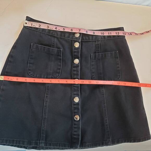 BDG Urban Outfitters Black Denim Button Front Skirt Women's Small Western Goth - Picture 9 of 9